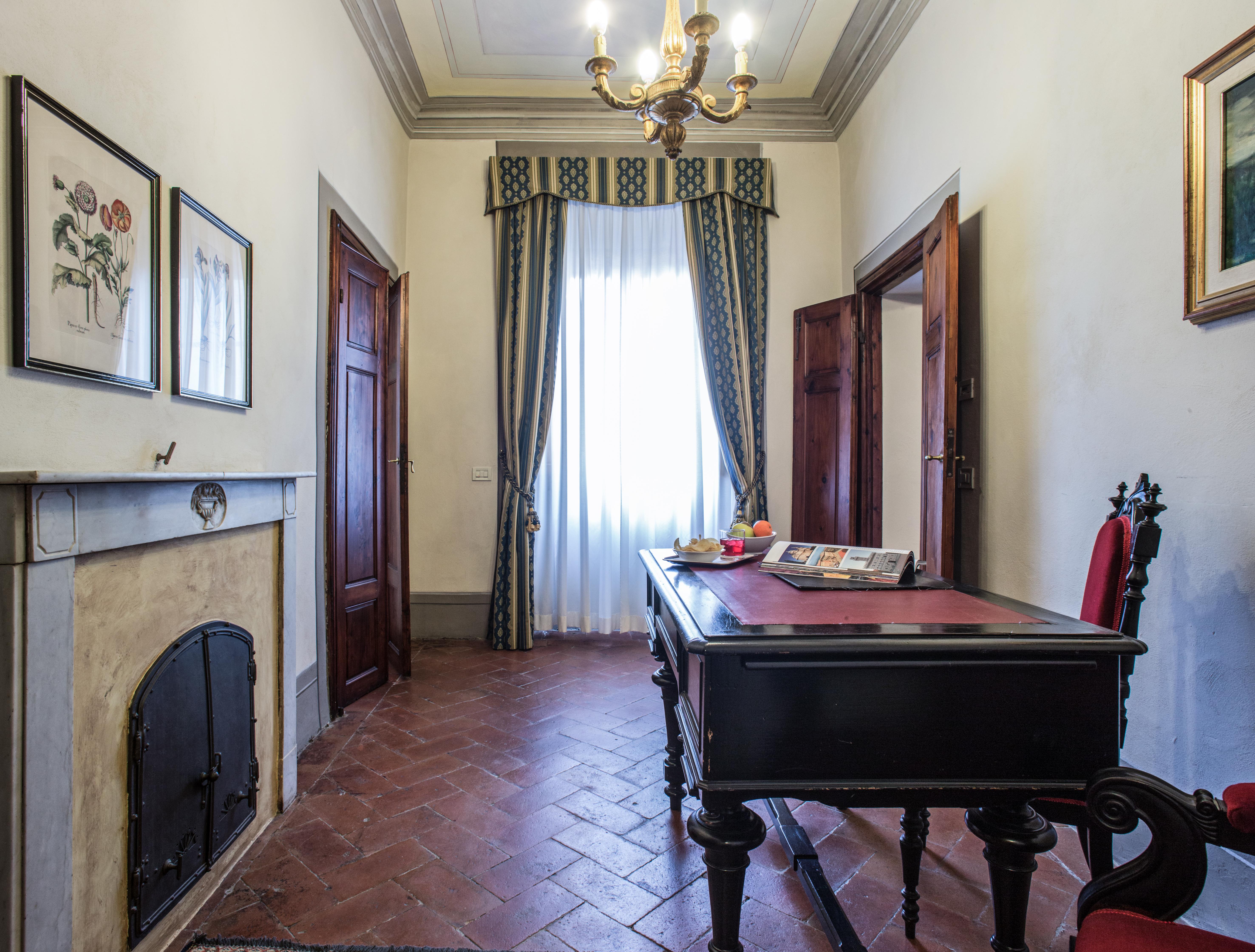 Palazzo Leopoldo Dimora Storica & Spa Radda in Chianti Exterior photo